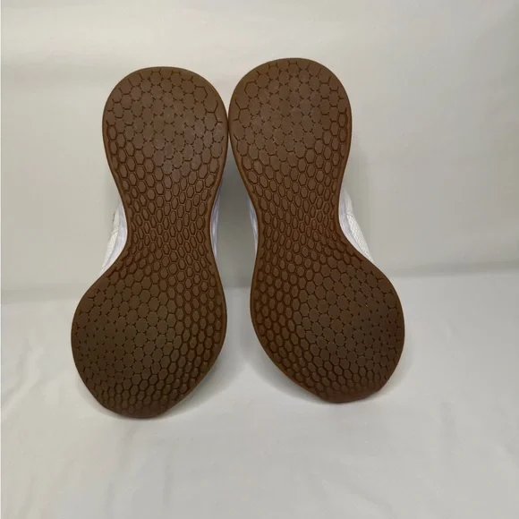 New Balance Women’s Running Shoe - Picture 5 of 9